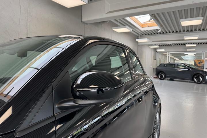 Sort Fiat 500e fra 2023