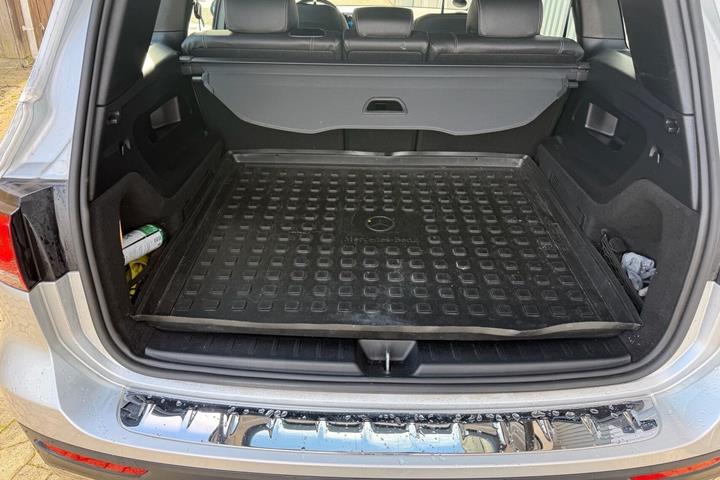 Sølv Mercedes GLB220 d fra 2020