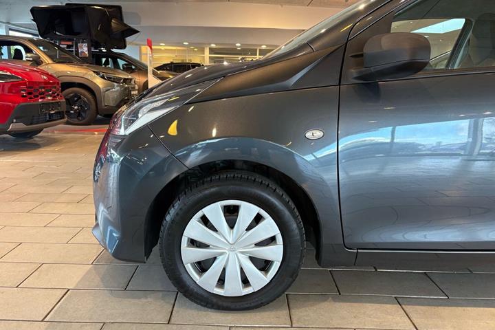 Sort Toyota Aygo fra 2019
