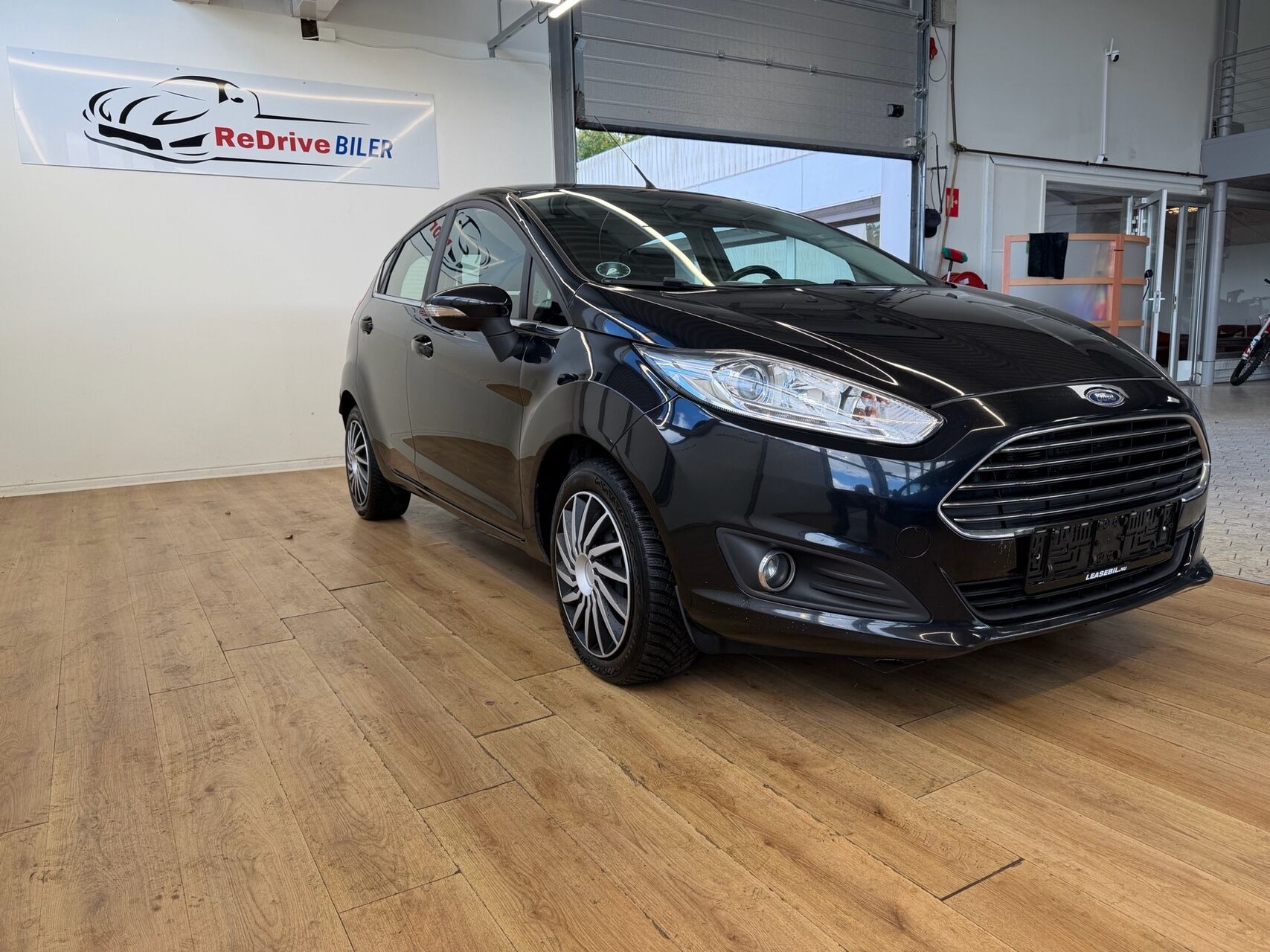 Sort Ford Fiesta fra 2013