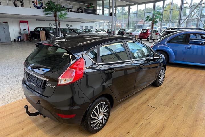Sort Ford Fiesta fra 2013