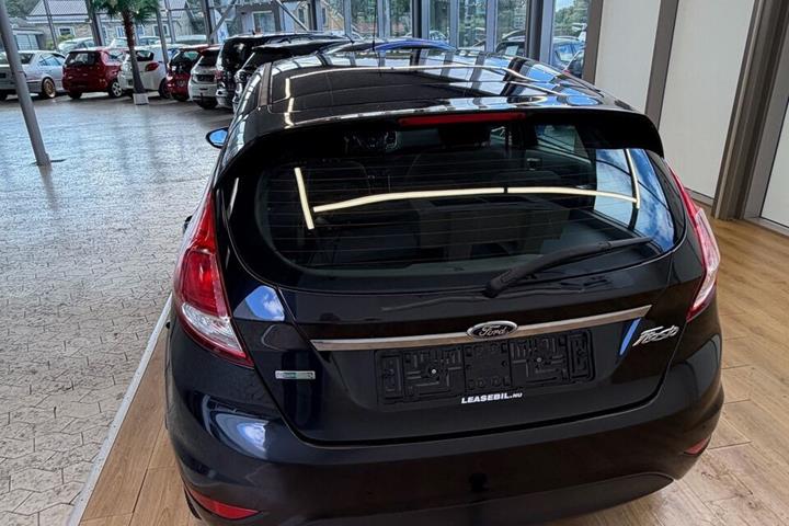 Sort Ford Fiesta fra 2013