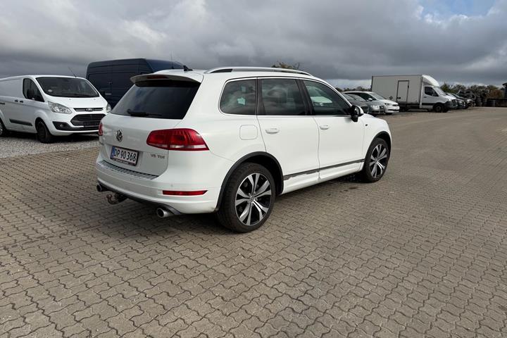 Hvid VW Touareg fra 2012