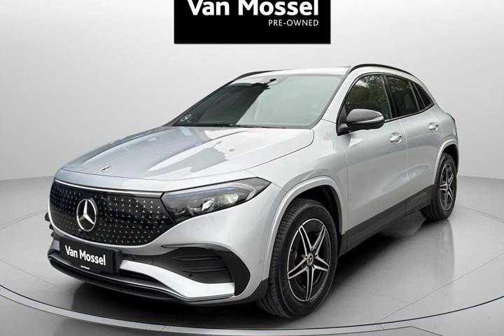 Sølv Mercedes EQA250+ fra 2025
