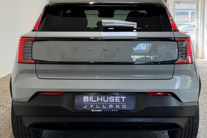 Grå Volvo EX30 fra 2024