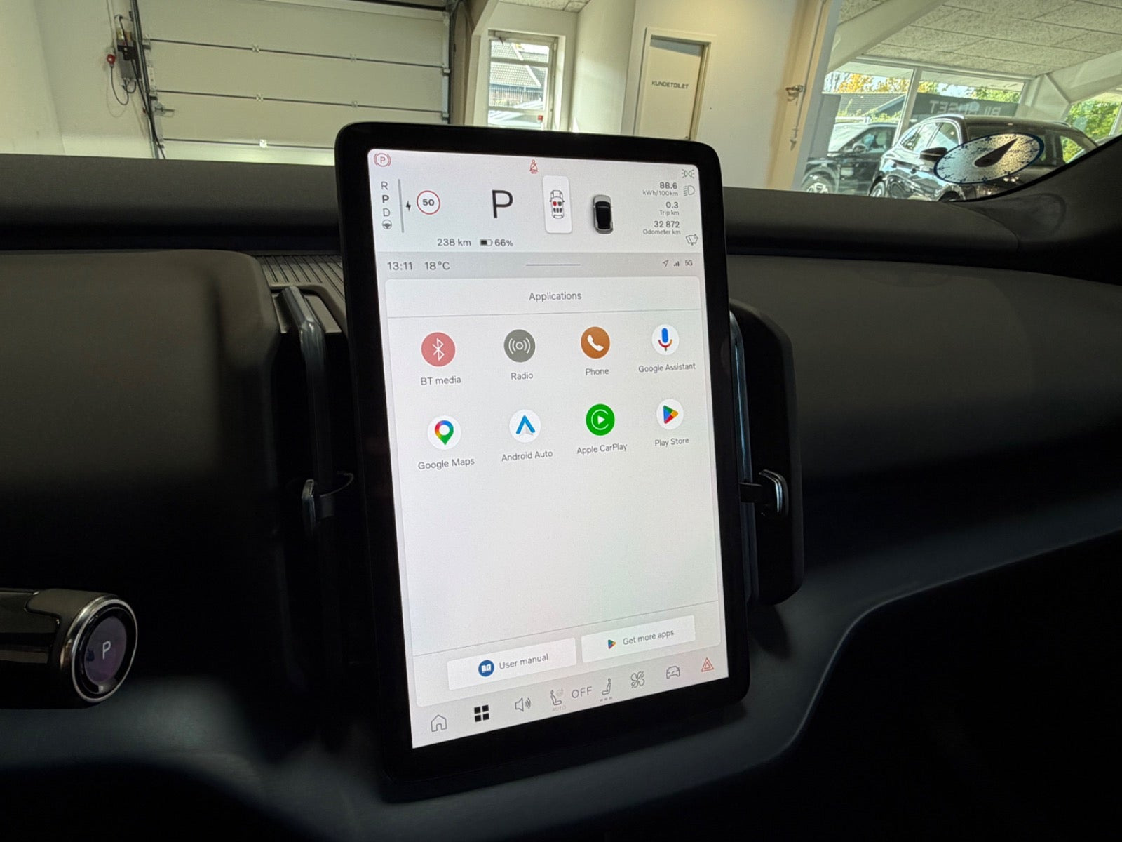 Grå Volvo EX30 fra 2024