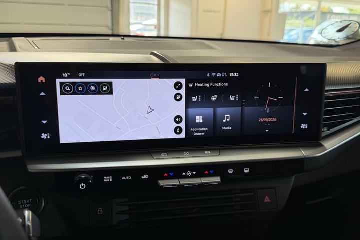 Sort Opel Grandland-e fra 2025
