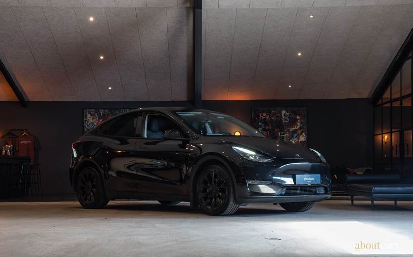 Tesla Model Y Long Range AWD