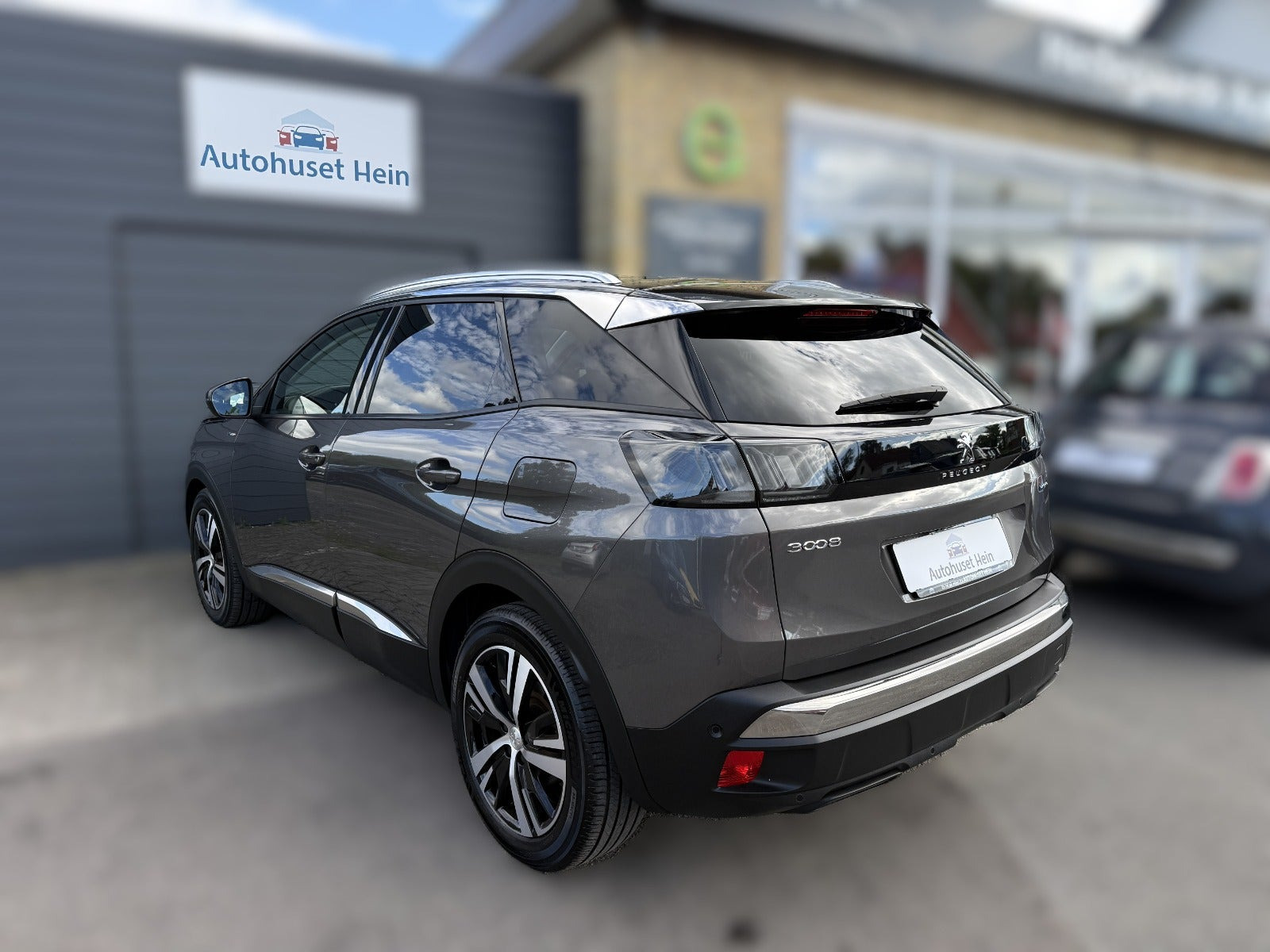 Grå Peugeot 3008 fra 2020