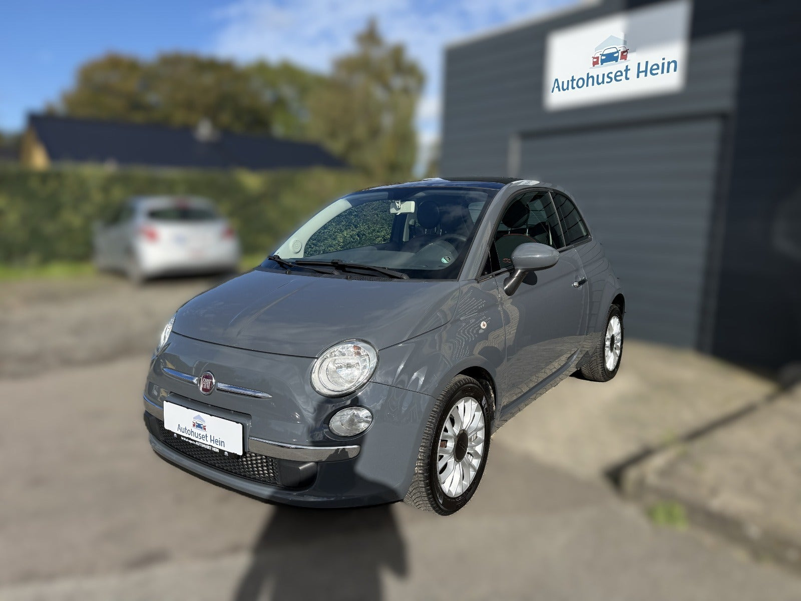 Grå Fiat 500 fra 2014