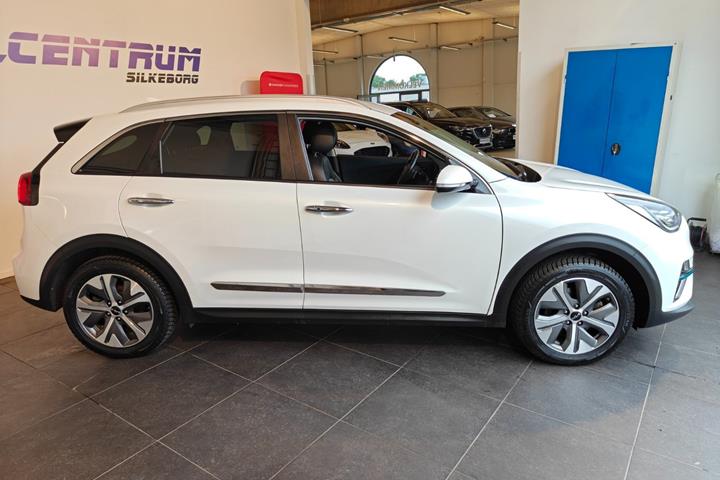 Hvid Kia e-Niro fra 2022