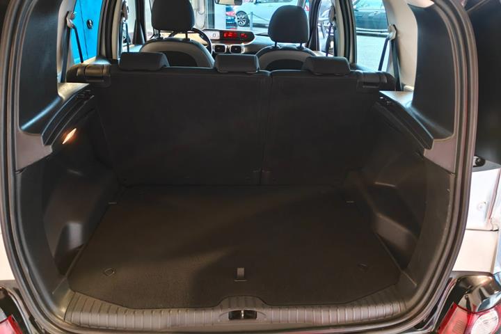 Sølv Citroën C3 Picasso fra 2013