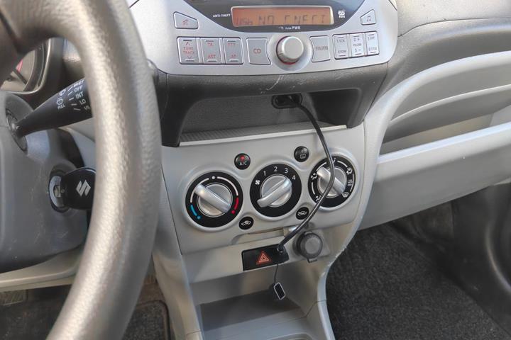 undefined Suzuki Alto fra 2011