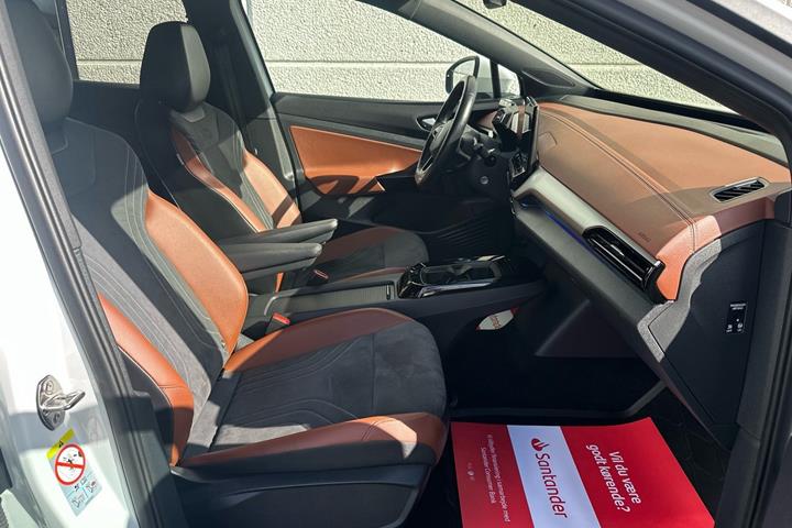 Grøn VW ID.4 fra 2021