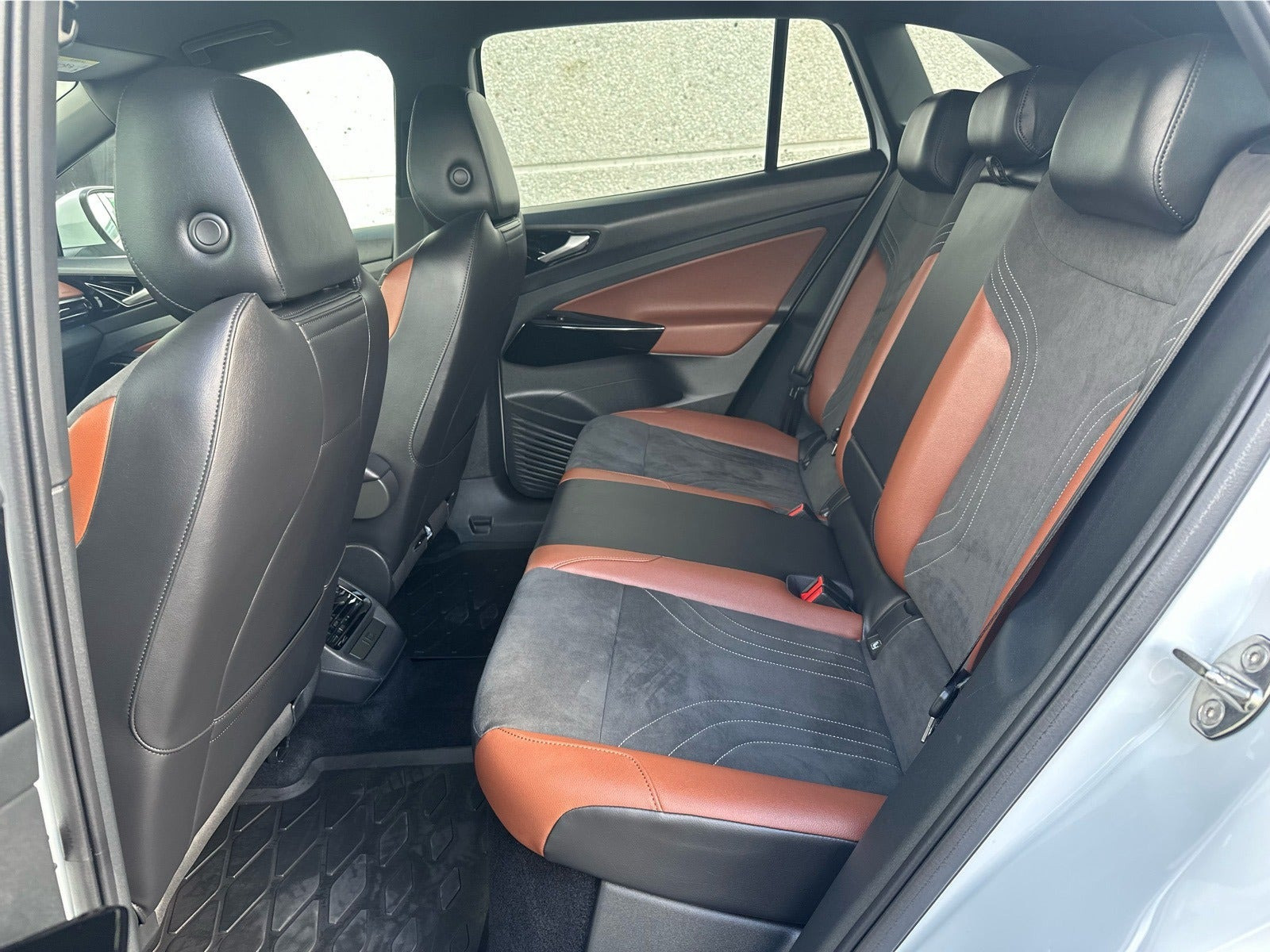 Grøn VW ID.4 fra 2021