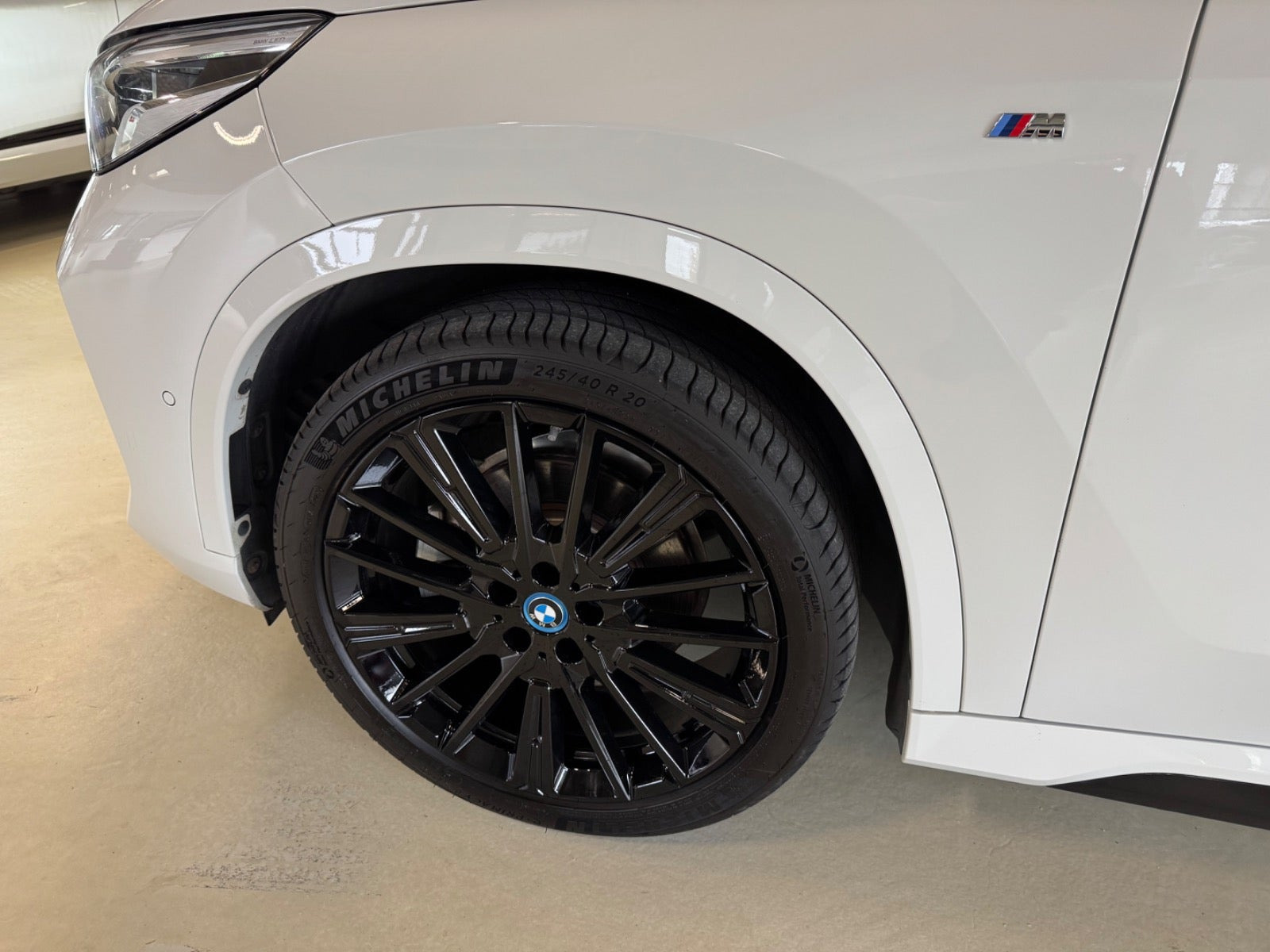 undefined BMW iX1 fra 2023