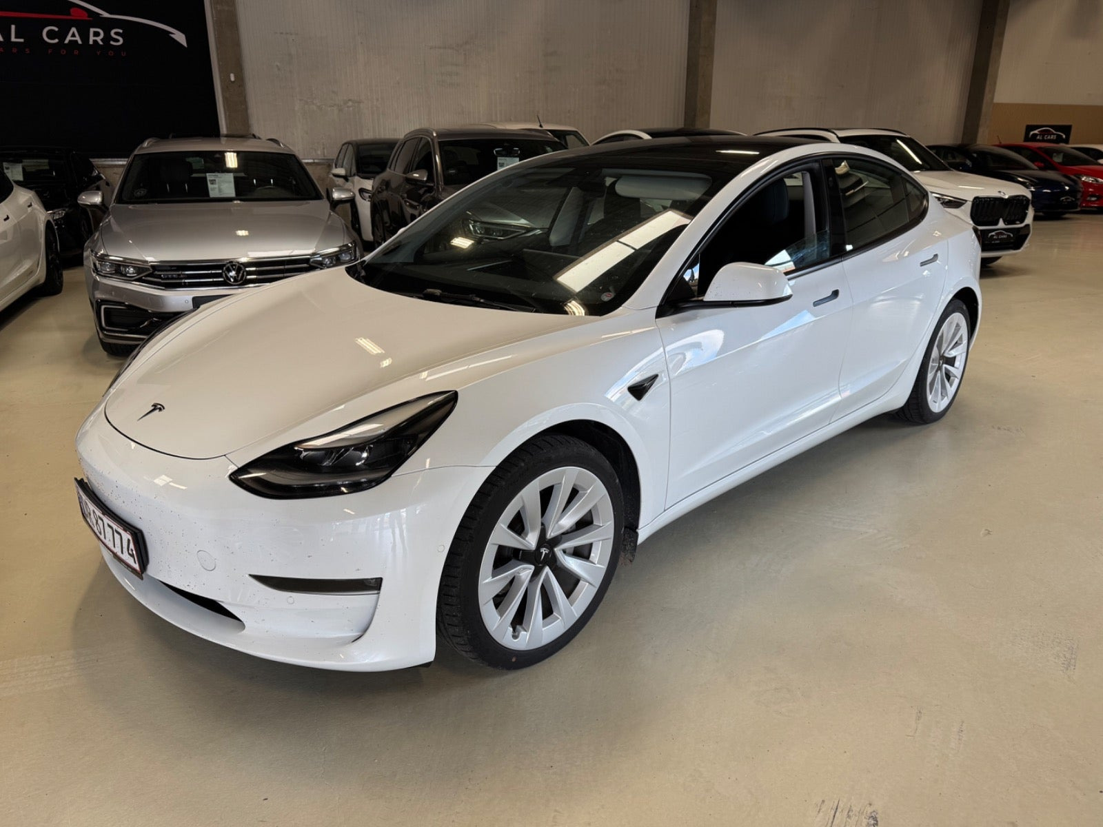 Tesla Model 3 Long Range AWD