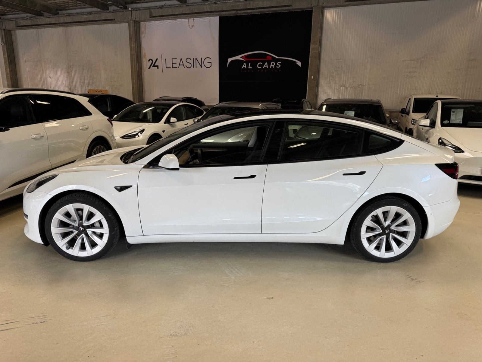 undefined Tesla Model 3 fra 2021