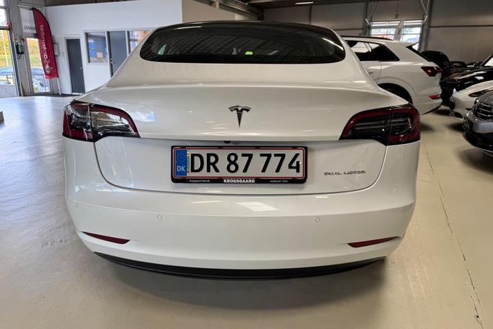 undefined Tesla Model 3 fra 2021