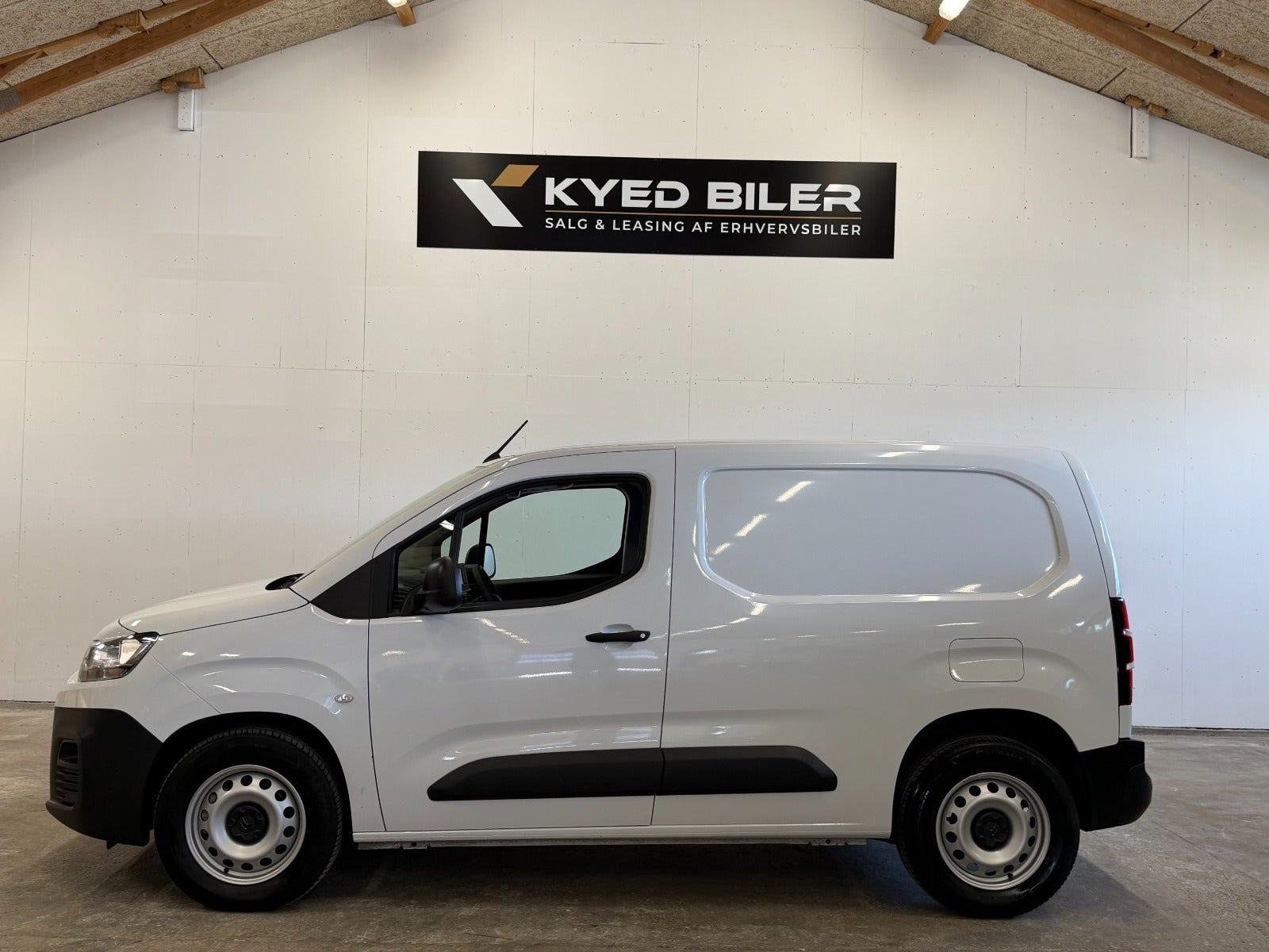 Hvid Citroën ë-Berlingo fra 2023