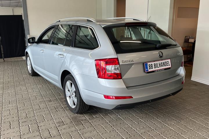 undefined Skoda Octavia fra 2015