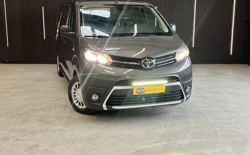 Toyota ProAce 2,0 D 144 Medium Master aut.