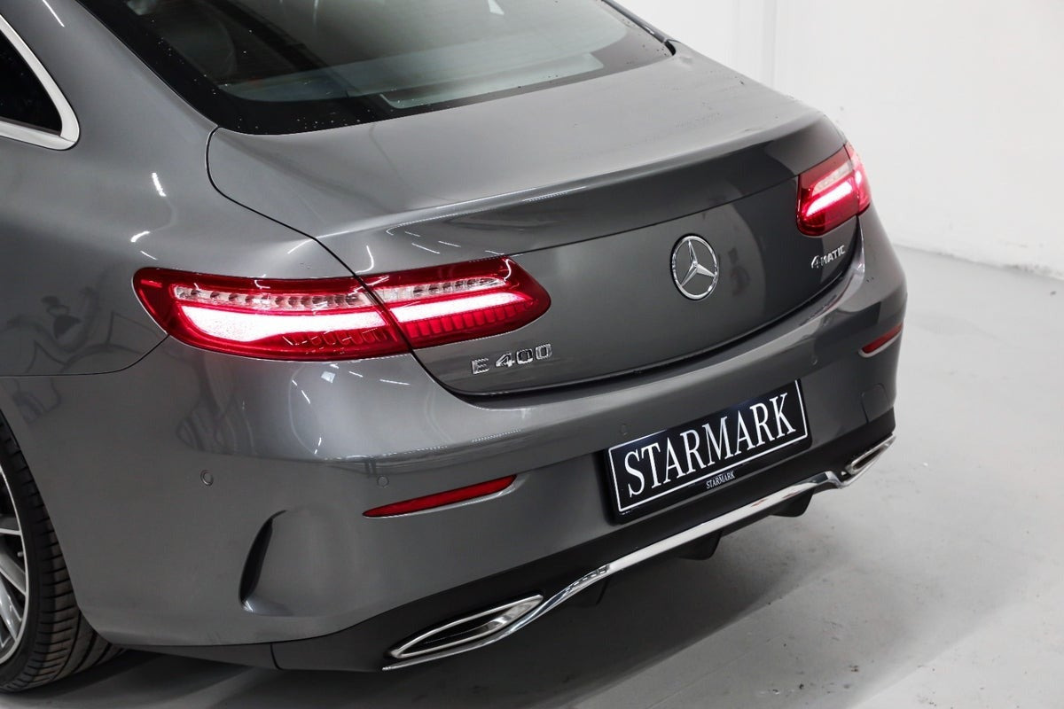 Grå Mercedes E400 fra 2017