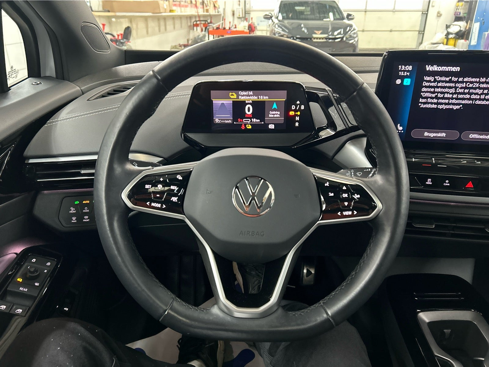 Hvid VW ID.4 fra 2023