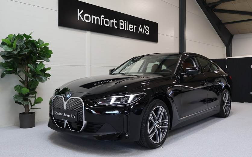 BMW i4 eDrive35