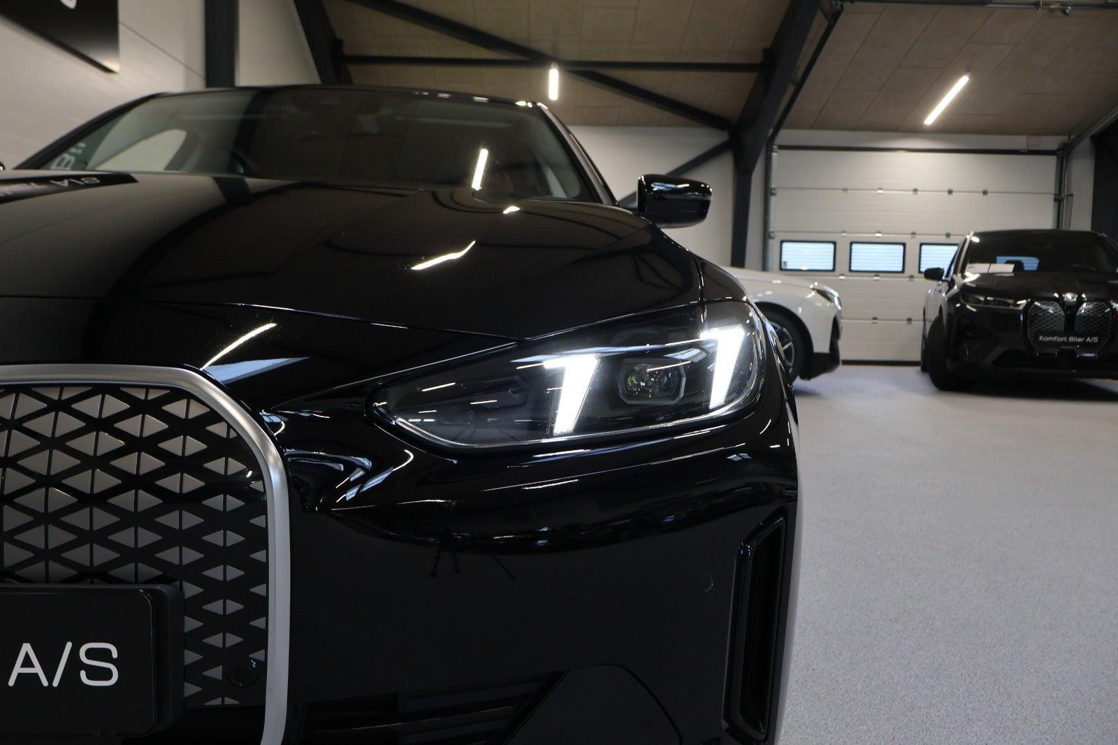Sort BMW i4 fra 2024
