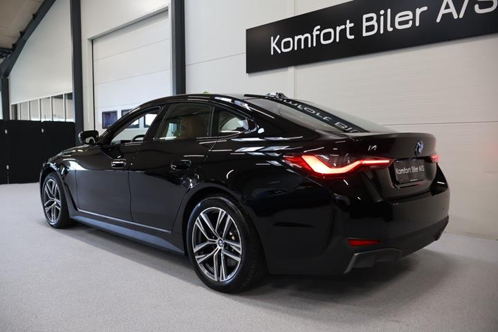Sort BMW i4 fra 2024