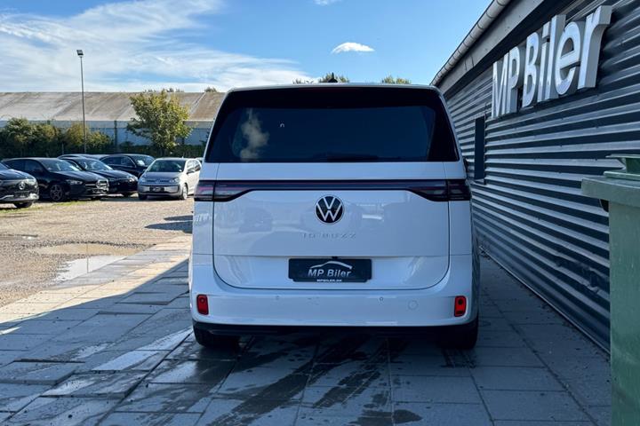 Hvid VW ID.Buzz fra 2023