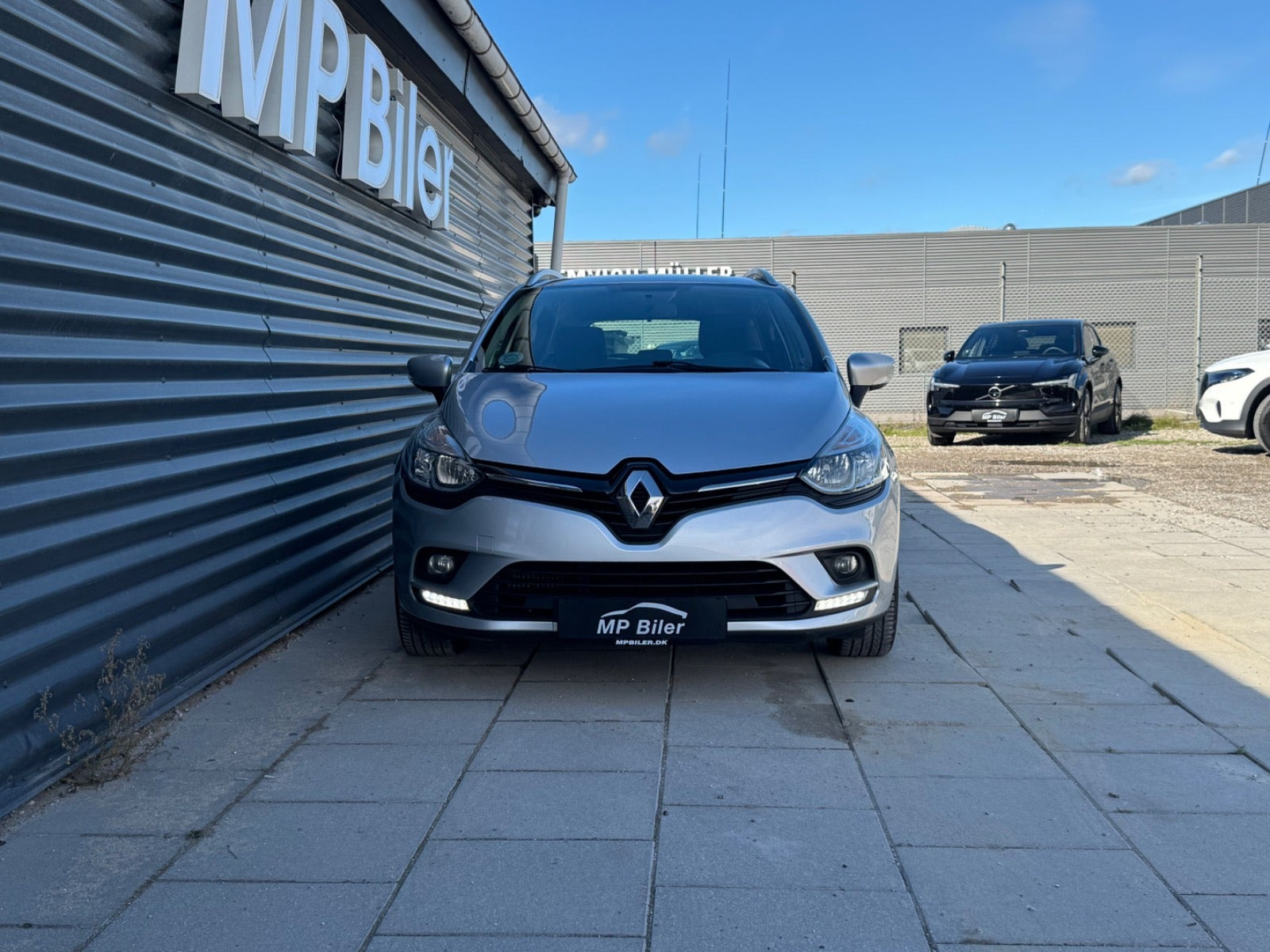 Sølv Renault Clio IV fra 2020