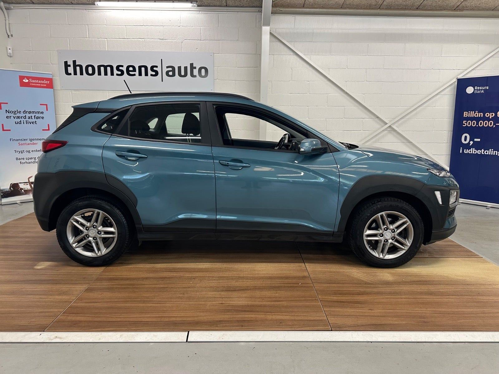 Blå Hyundai Kona fra 2019
