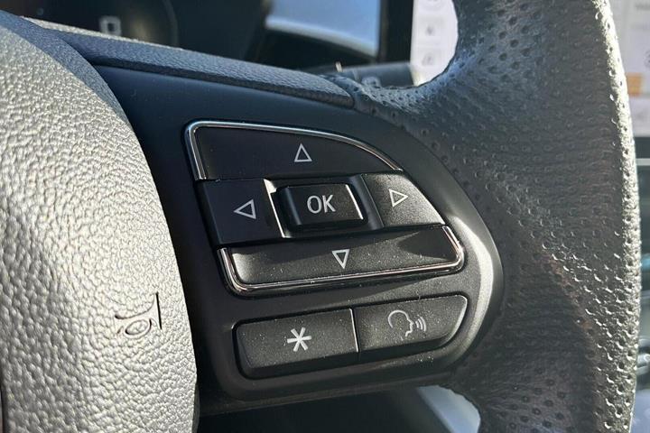 Sort MG MG5 fra 2022