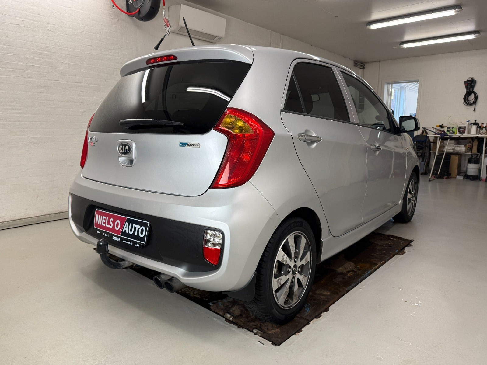 Sølv Kia Picanto fra 2015