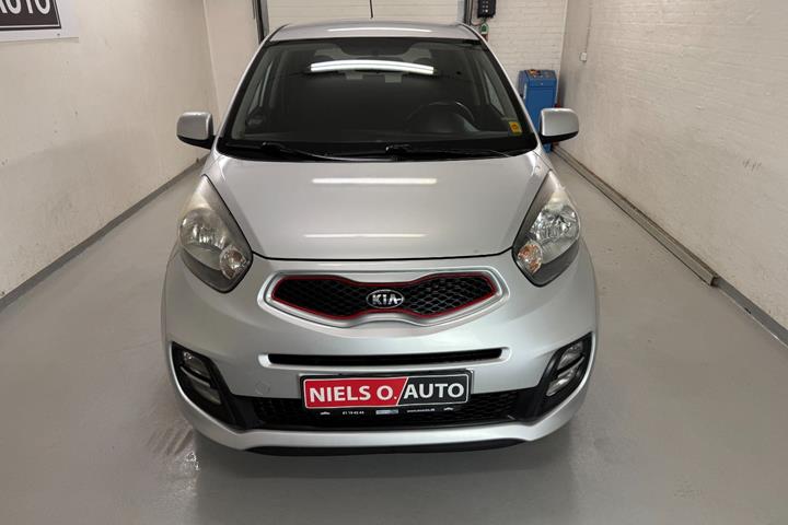 Sølv Kia Picanto fra 2015