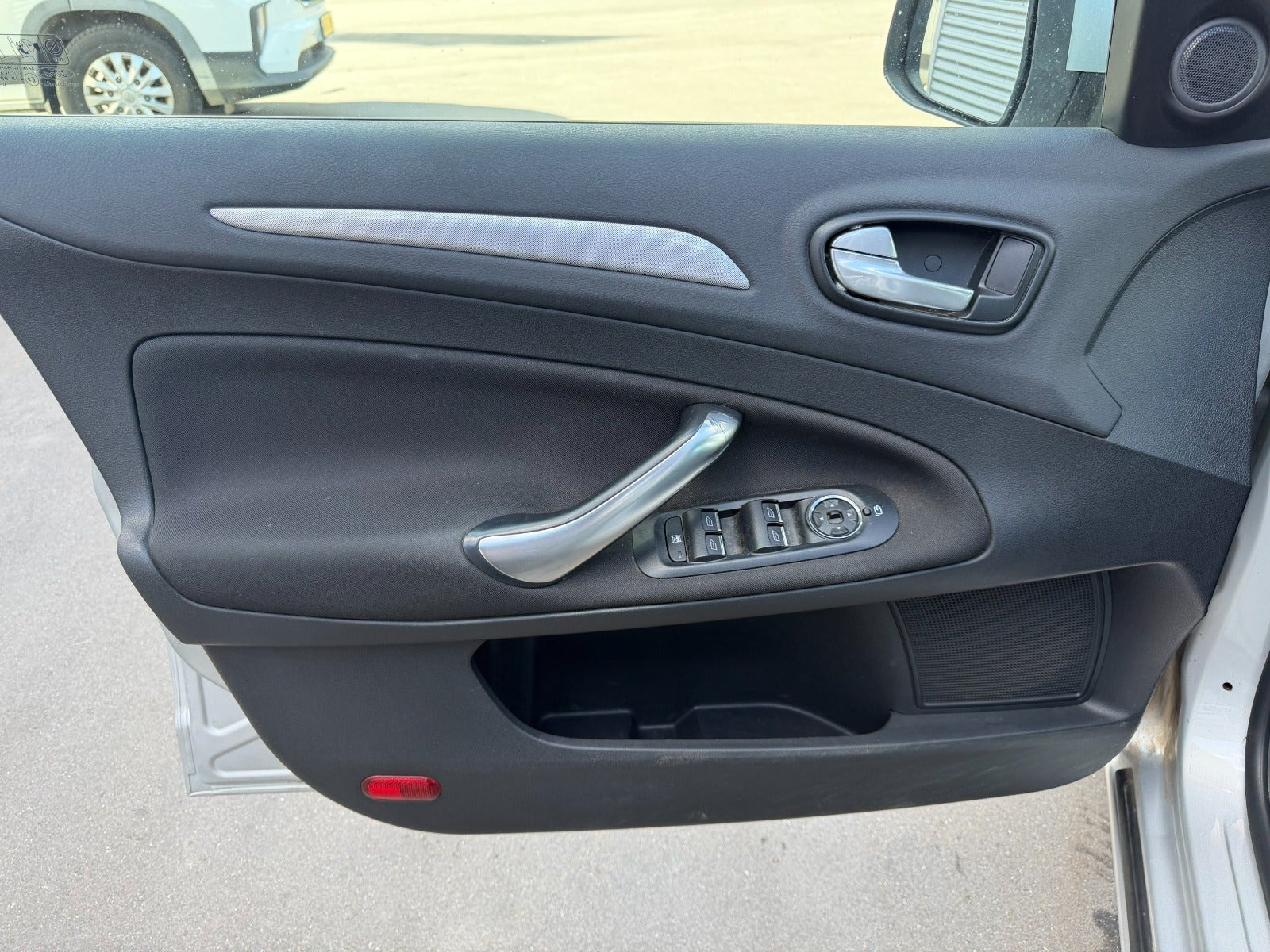undefined Ford Mondeo fra 2010