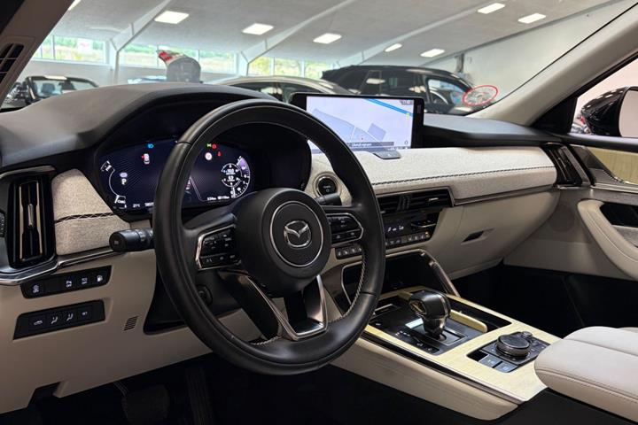 Sort Mazda CX-60 fra 2023