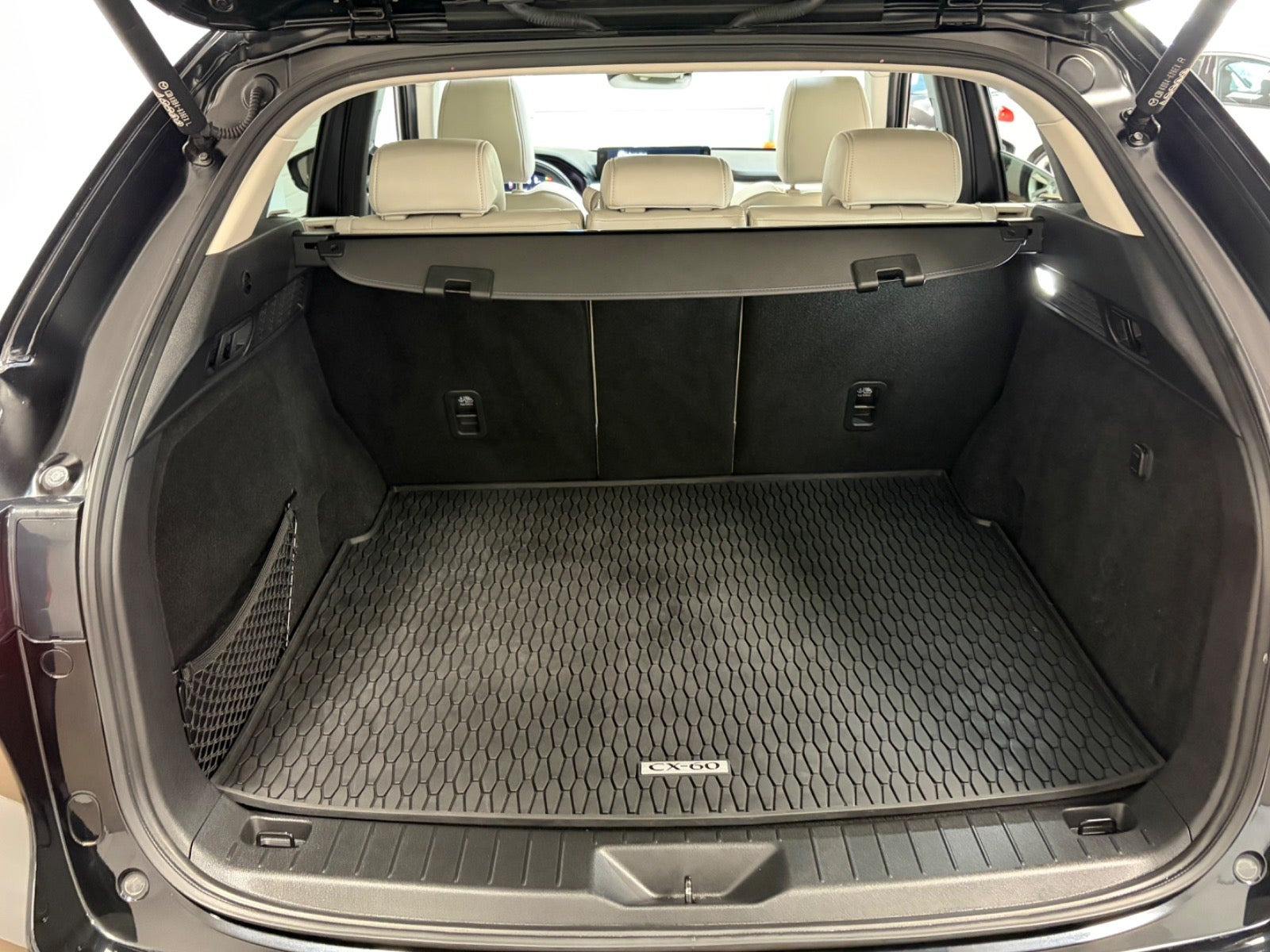 Sort Mazda CX-60 fra 2023