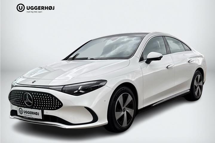 Hvid Mercedes CLA250+ fra 2025