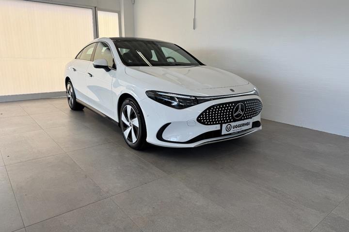 Hvid Mercedes CLA250+ fra 2025