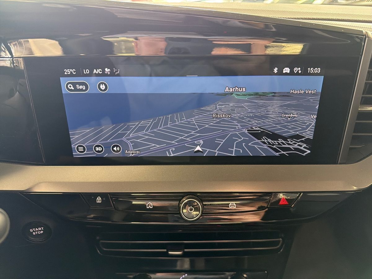 Sort Opel Mokka-e fra 2025