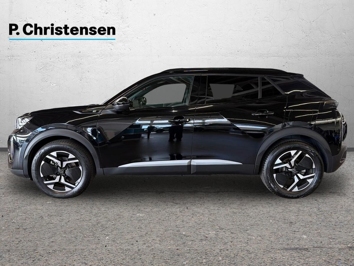 Sort Peugeot e-2008 fra 2025