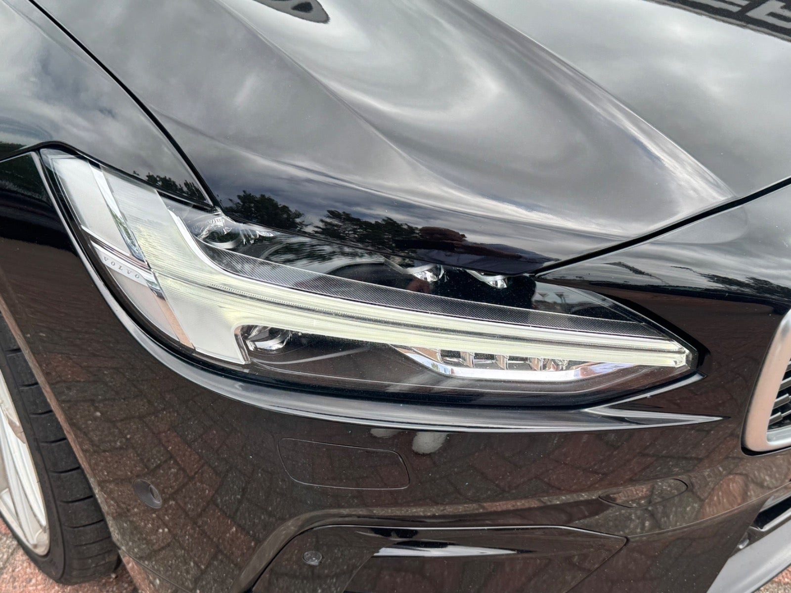 Sort Volvo V90 fra 2018