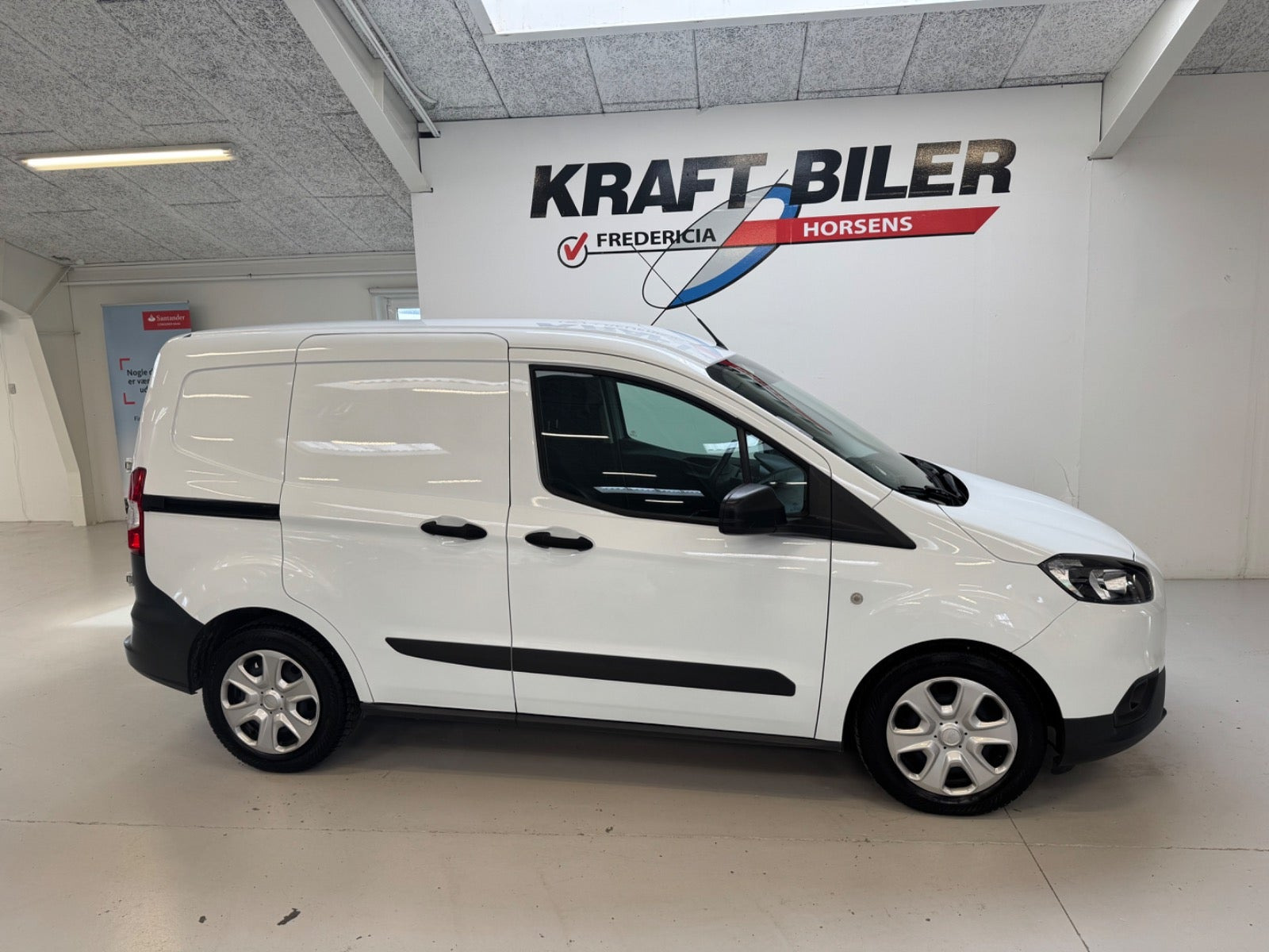 undefined Ford Transit Courier fra 2023