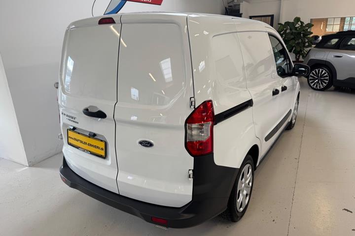 undefined Ford Transit Courier fra 2023