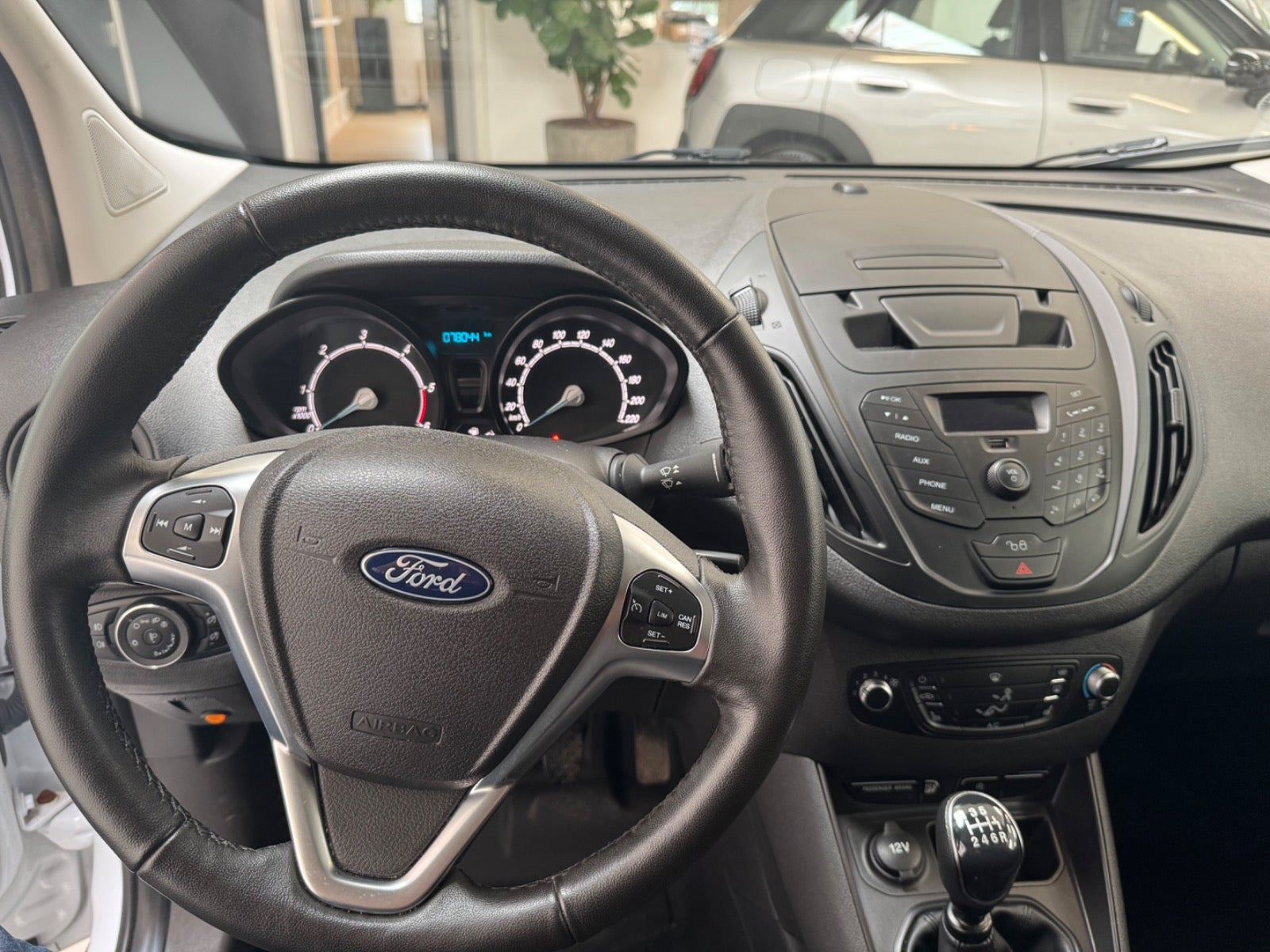 undefined Ford Transit Courier fra 2023