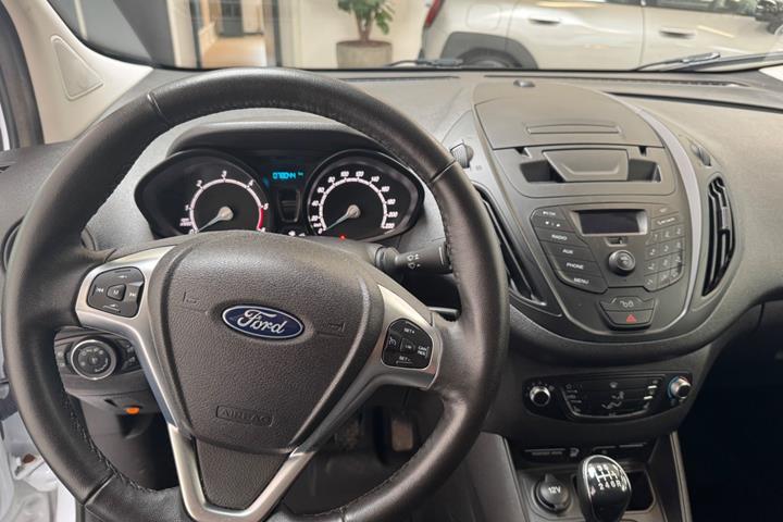 undefined Ford Transit Courier fra 2023