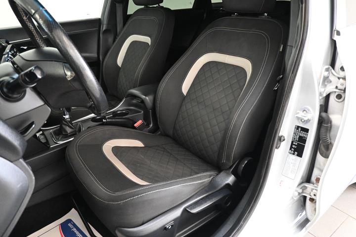 Sølv Kia Ceed fra 2016